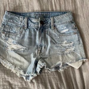 American Eagle distressed denim shorts!